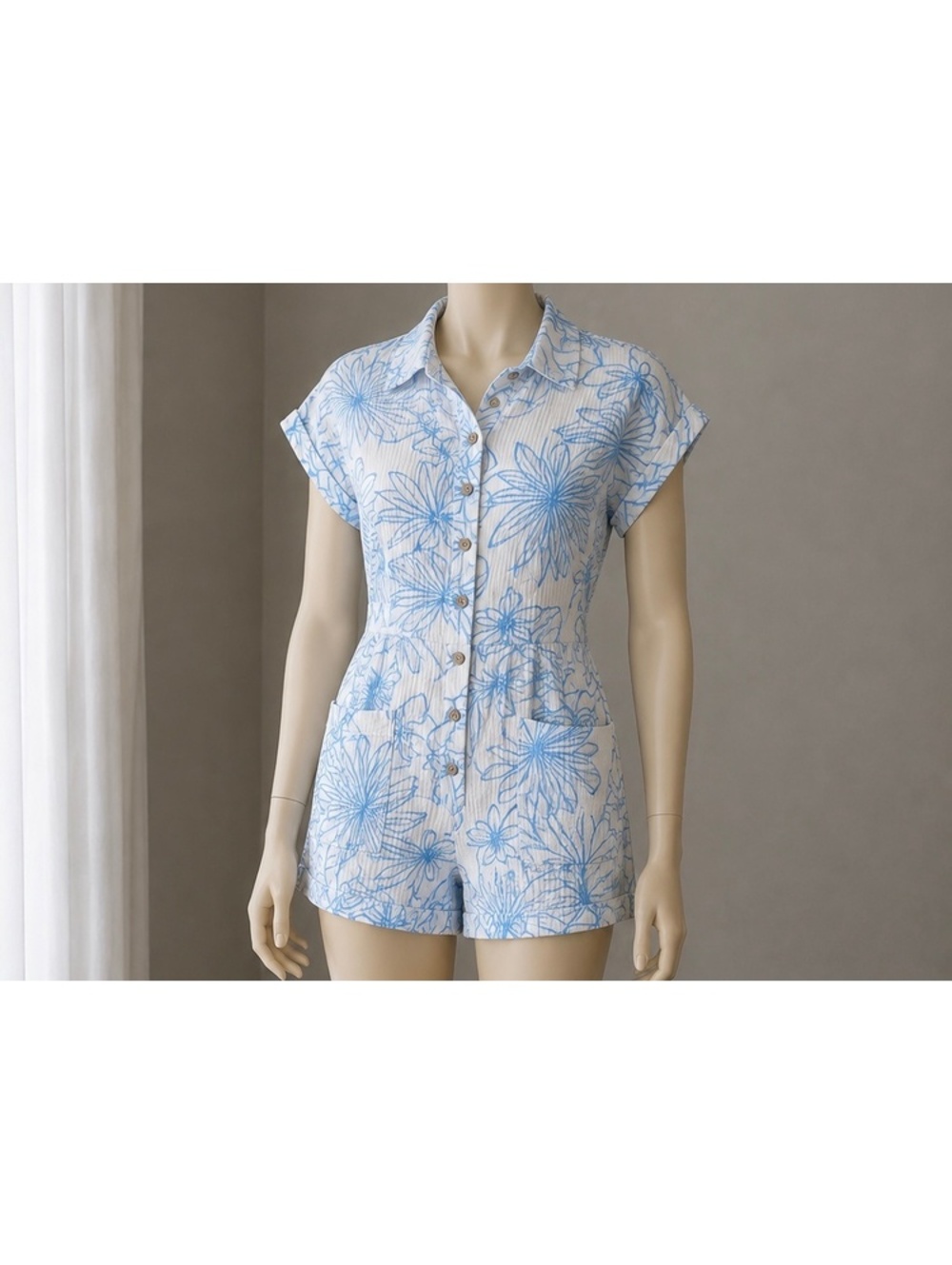 Ocean Drive Women’s Medium Blue Floral Cotton Gauze Romper Tropical Button Front